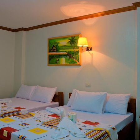 Sea Jewel Beach Resort Пуэрто-Галера Экстерьер фото