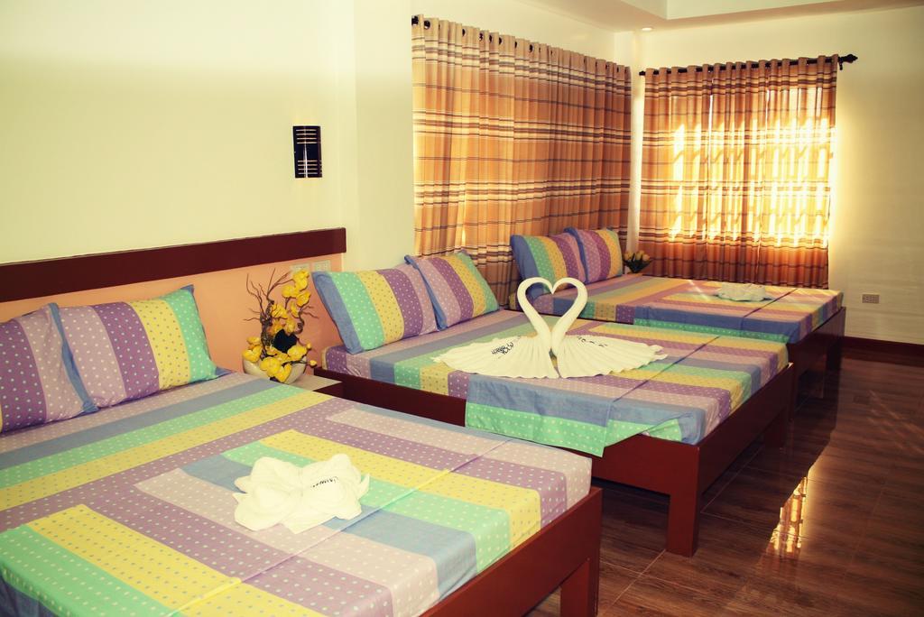 Sea Jewel Beach Resort Пуэрто-Галера Экстерьер фото
