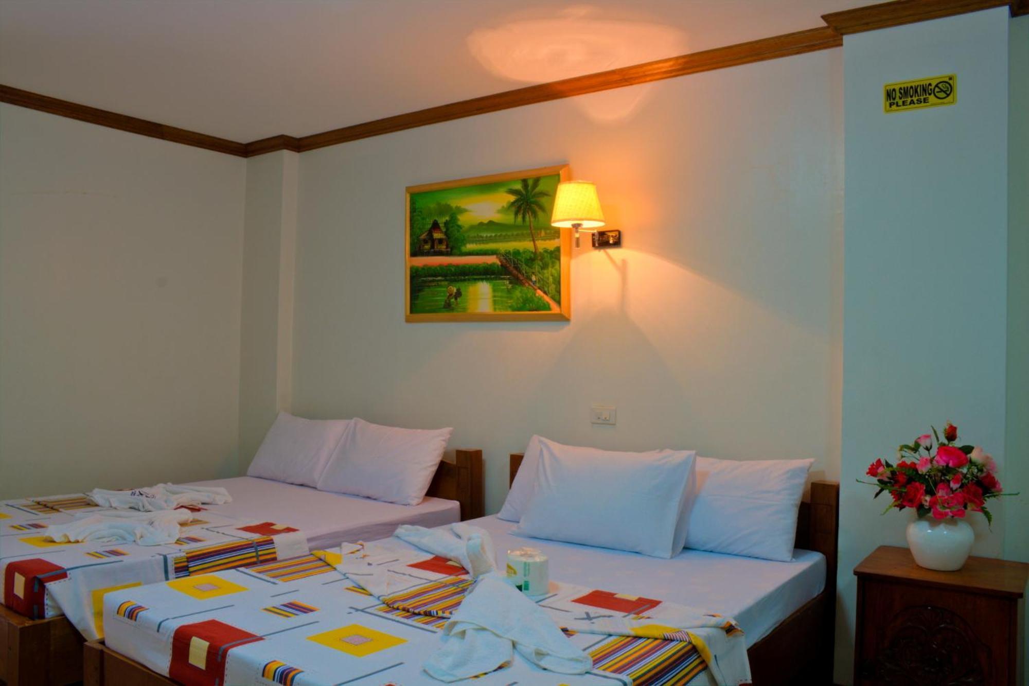 Sea Jewel Beach Resort Пуэрто-Галера Экстерьер фото